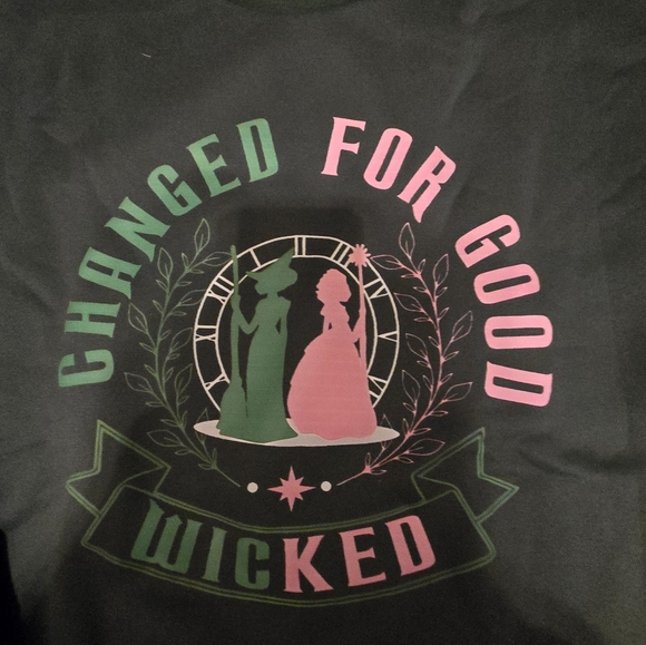 Wicked Women Size M Dark Green Crew Neck Sweatshirt With Front Logo Graphic NWOT - Picture 4 of 7